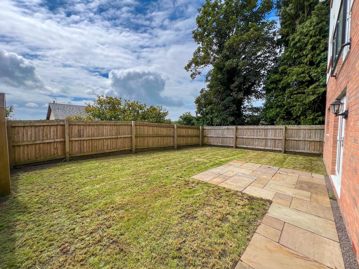 Llys Cerrig  Isaf, Pen-y-Fai, Bridgend County Borough, CF31 4FF